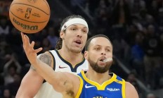 开云体育在线-勇士全队集体休战，库里恢复状态