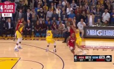 开云下载-火箭客场战胜爵士，哈登再度砍下40+10