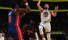 开云体育官方网站-勇士三巨头齐整，士气高昂