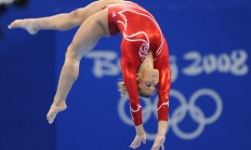 开云官网-狼群踏碎蓝鹰！阿尔瓦雷斯浴火重生，毕尔巴鄂的团队利刃刺穿永恒之城