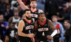 开云体育APP下载-包含球场上的双面人，火箭变阵后创造新纪录的词条