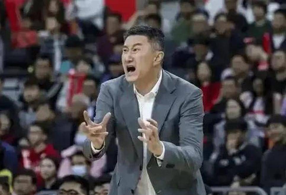 包含辽宁男篮主教练战术调整成效显著的词条