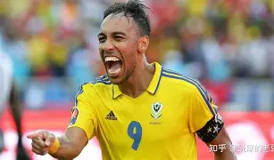 罗斯托克克服困难取胜,追赶领头牌 罗斯托克克服困难取胜,追赶领头牌