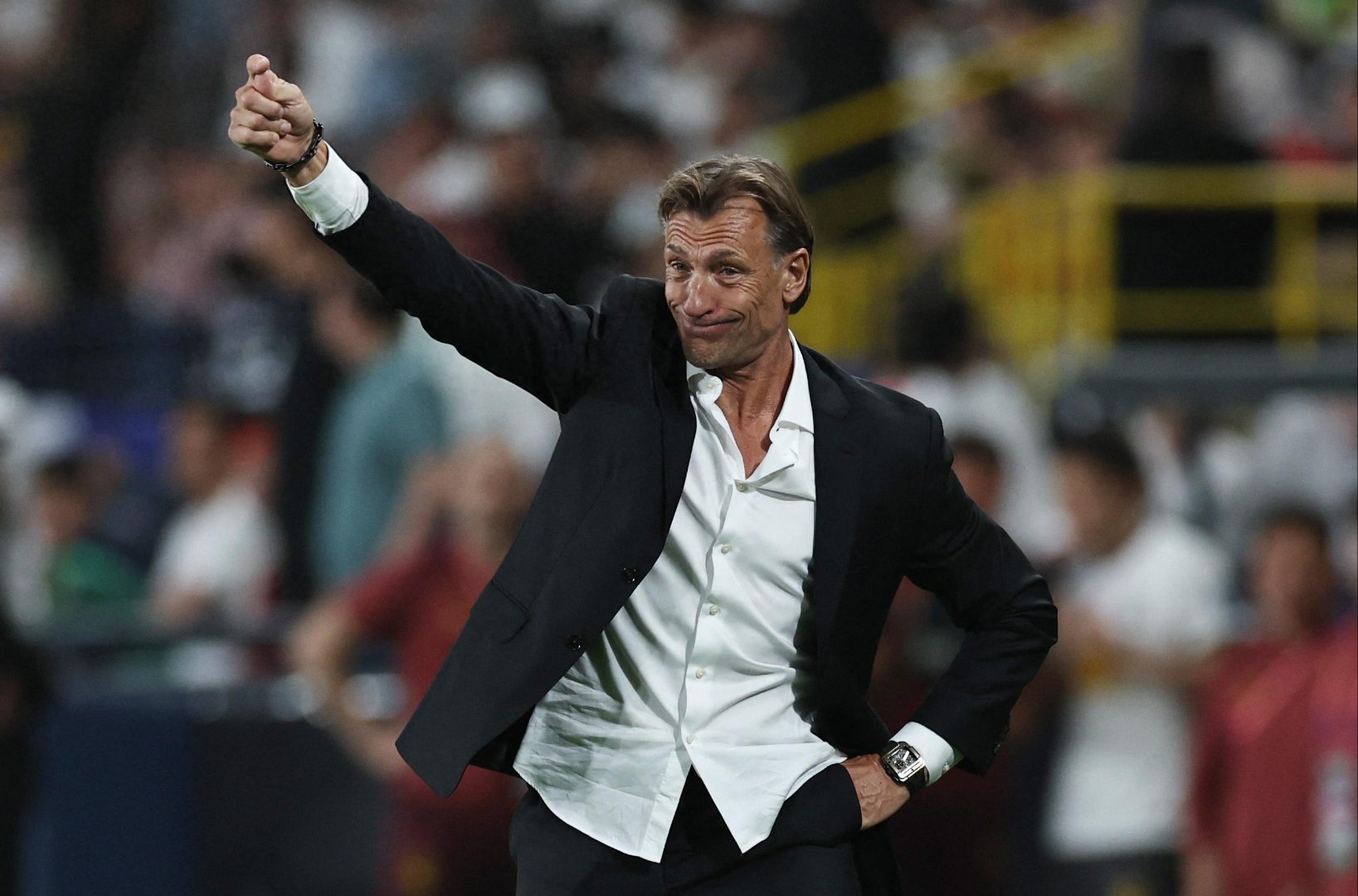 斯图加特主教练心情大好，球队期待胜利