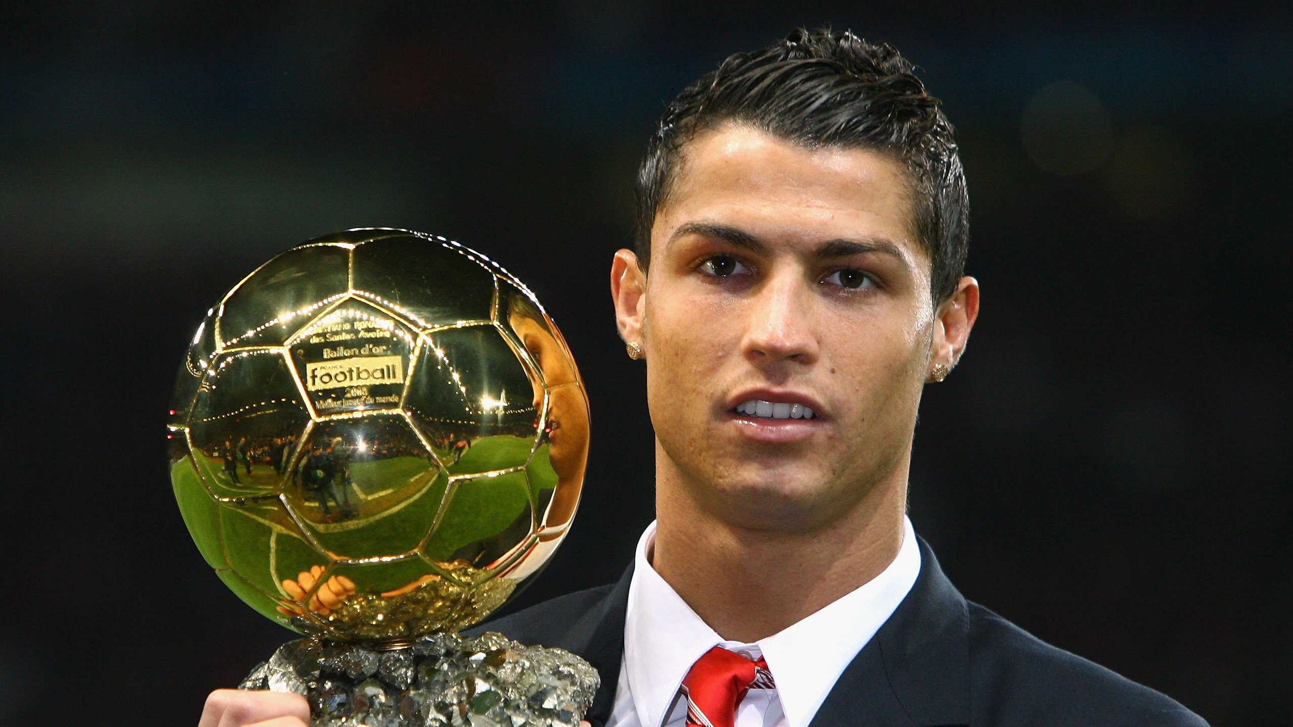 北欧铁壁与三狮军团，何以映照内马尔的大场面灵魂？